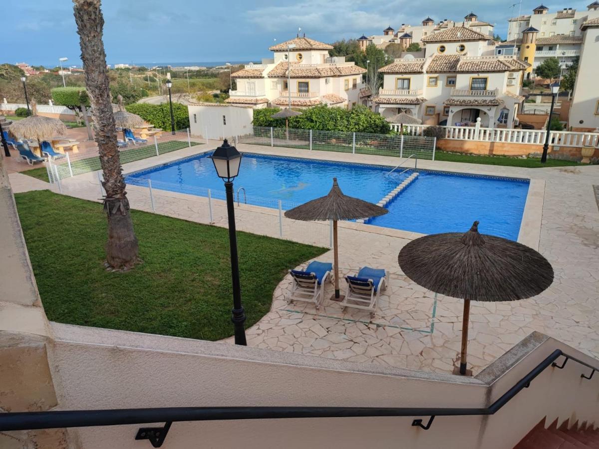 Apartamento En La Zenia Leilighet Orihuela Eksteriør bilde